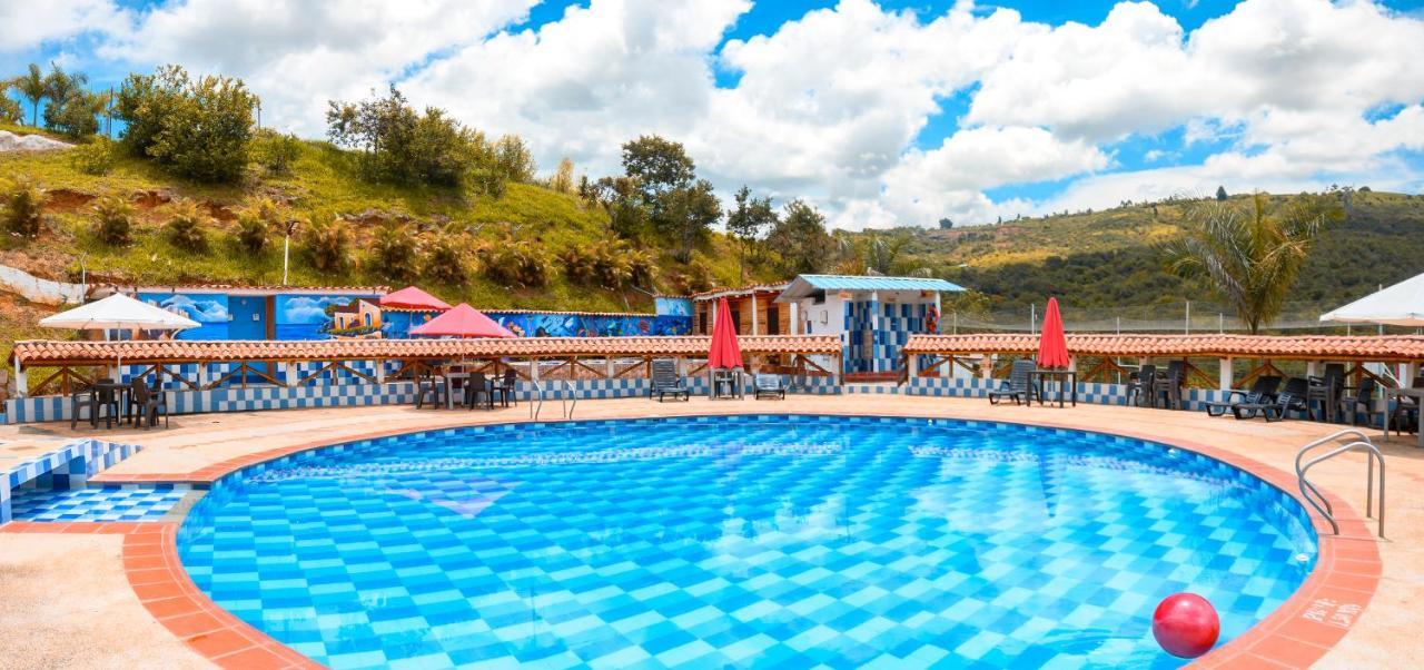 Hotel Verde Menta Сан Хил Екстериор снимка