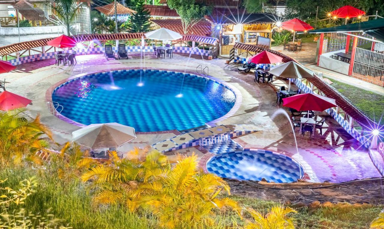 Hotel Verde Menta Сан Хил Екстериор снимка